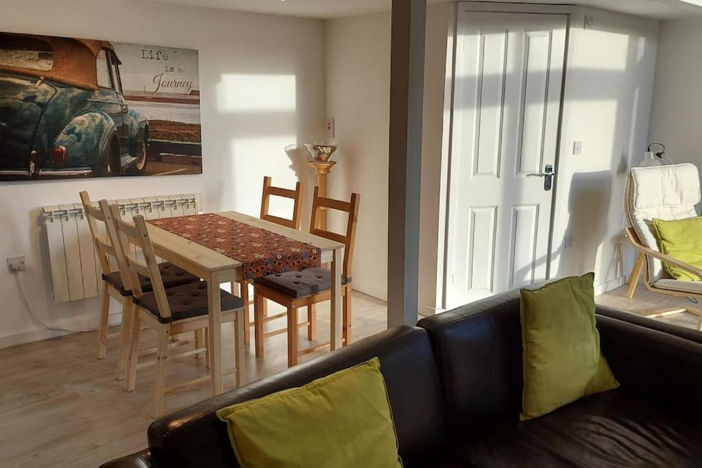 Orchard Nook - Sleeps 4, 2 Bedrooms Kendal Dış mekan fotoğraf