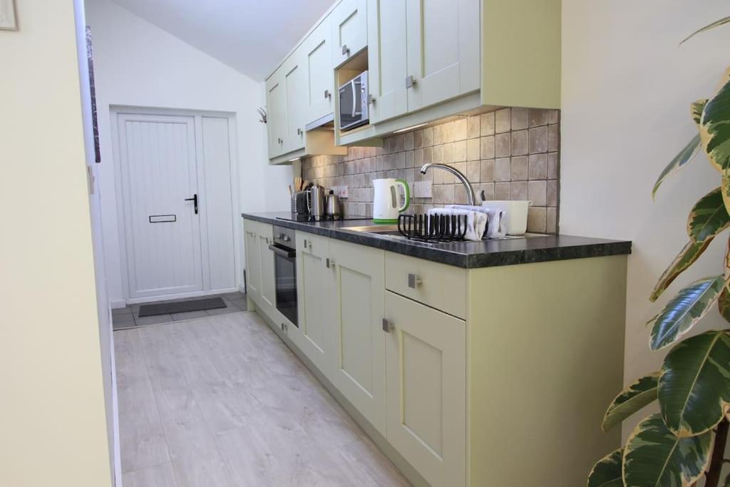 Orchard Nook - Sleeps 4, 2 Bedrooms Kendal Dış mekan fotoğraf